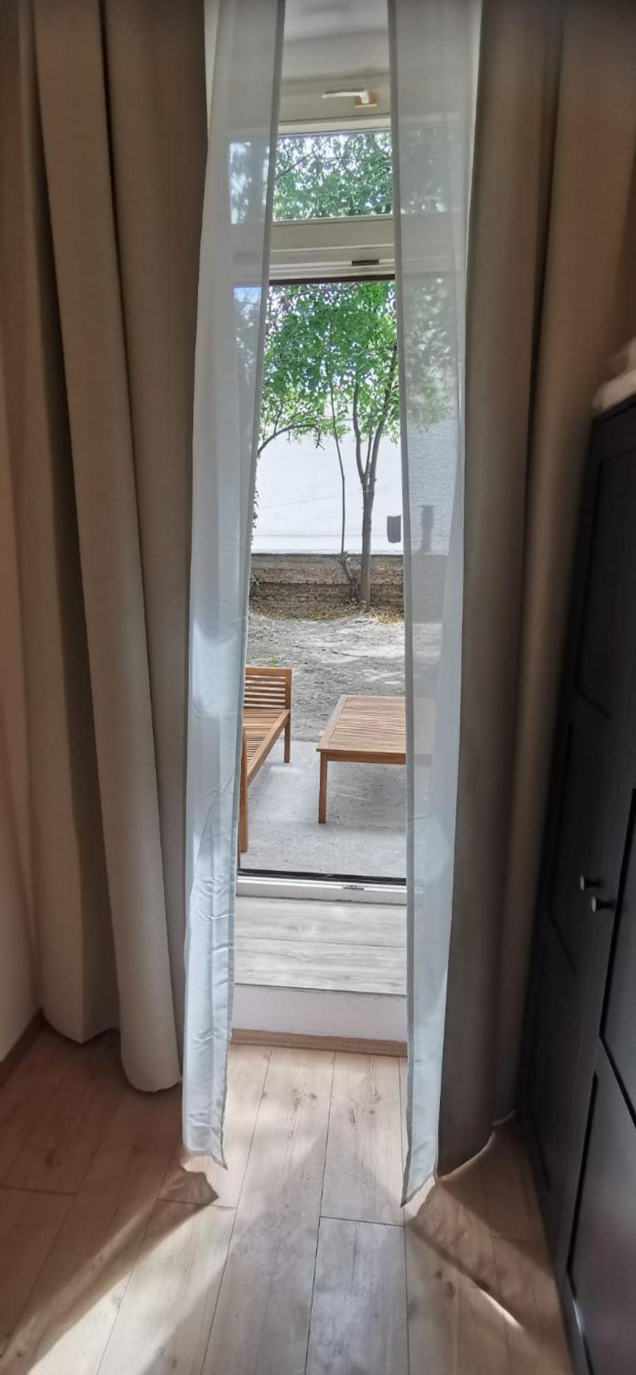 Spacious Apartment, 3 Min To U6 Metro Wina Bagian luar foto