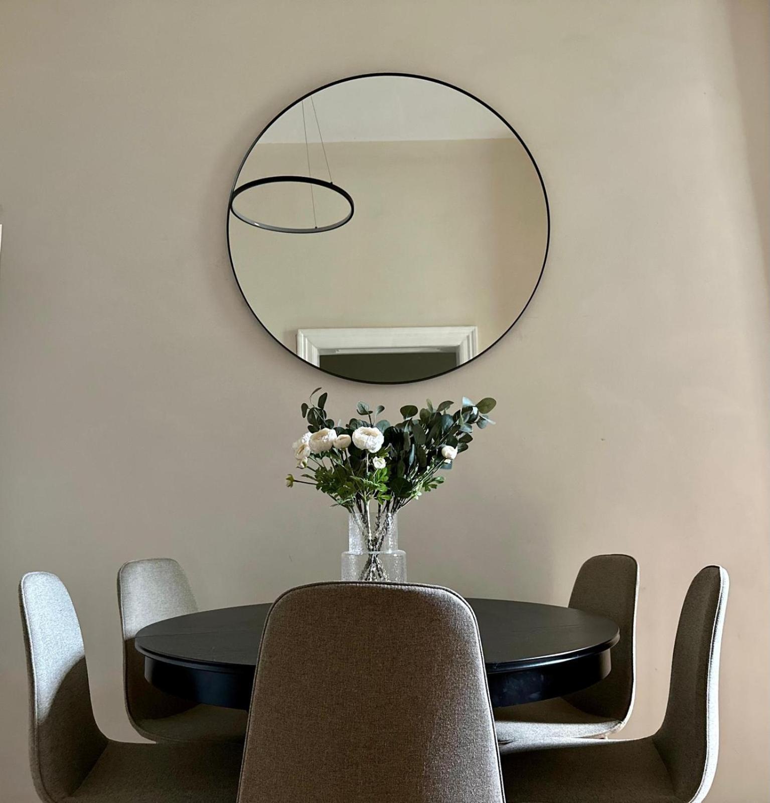 Spacious Apartment, 3 Min To U6 Metro Wina Bagian luar foto