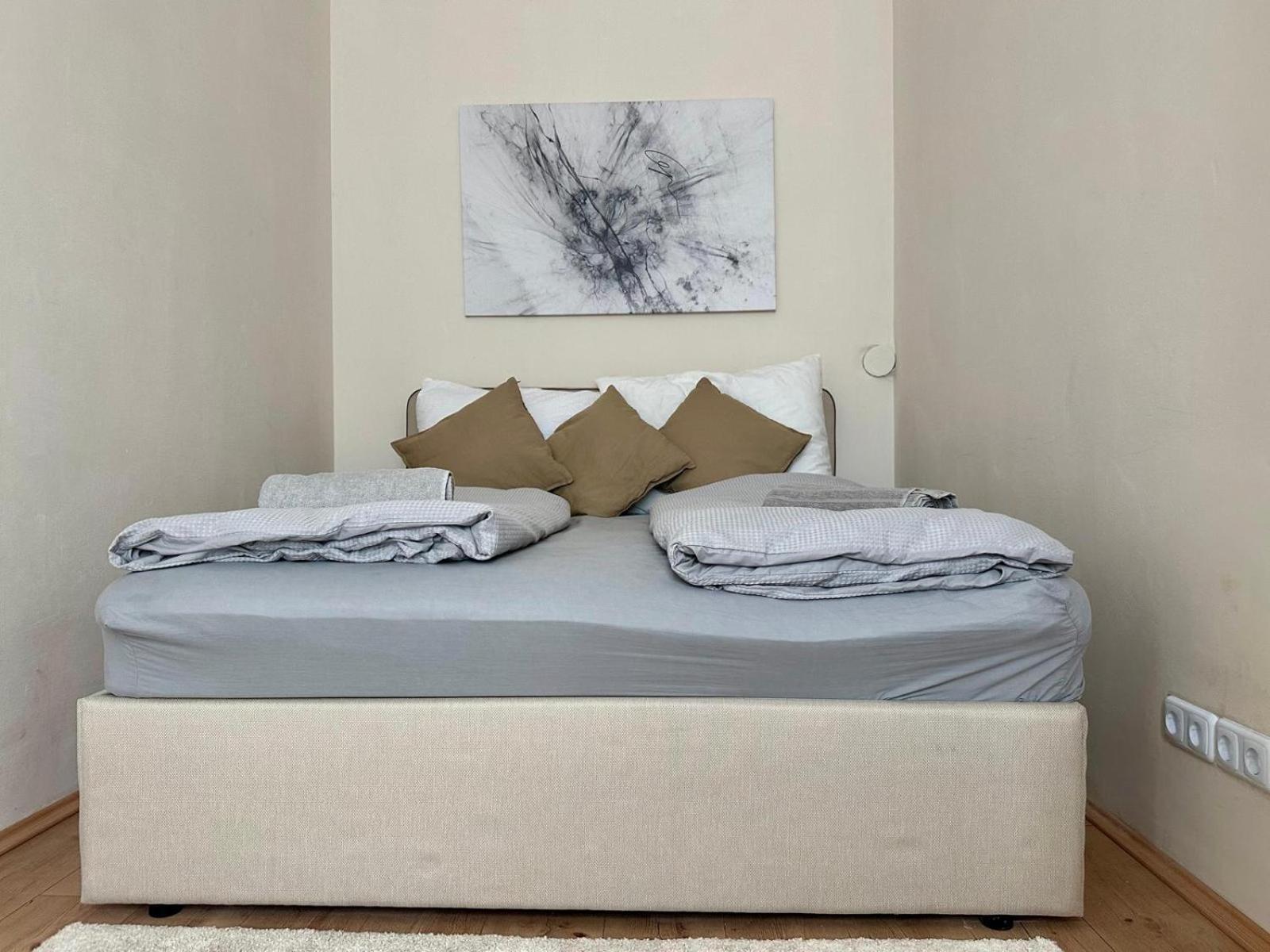 Spacious Apartment, 3 Min To U6 Metro Wina Bagian luar foto